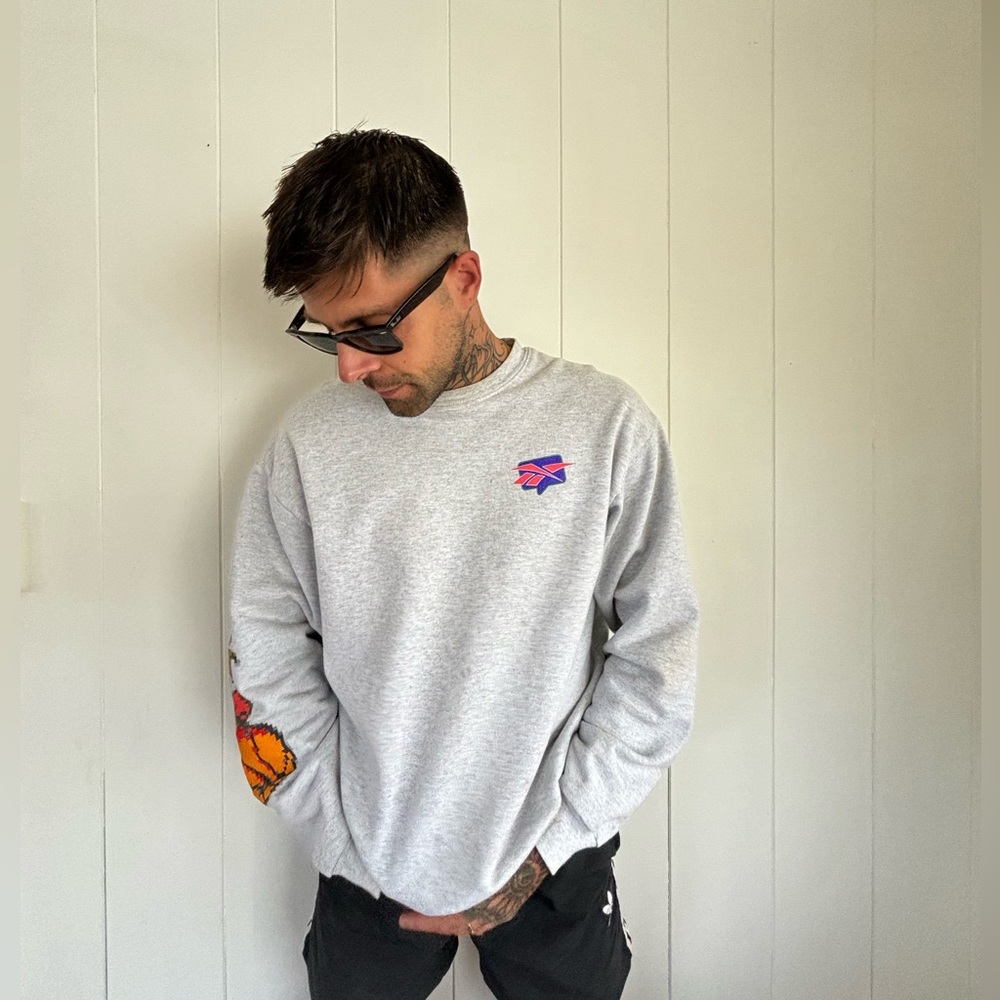 Grey new school Reebok ! - Picture 2 of 4